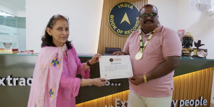 *हरियाली और जल संरक्षण के मिशन ने दिलाई राष्ट्रीय पहचान* *दूसरी बार इंडिया बुक ऑफ रिकॉर्ड में दर्ज हुआ नाम*