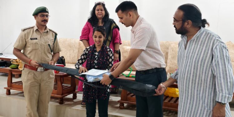 कटनी वन मंडल की पहल: सर्प मित्रों को मिली रेस्क्यू किट, सीखे जान बचाने के गुर