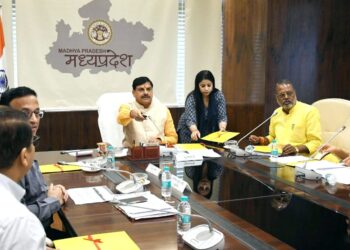 *सीएम डॉ. मोहन ने हितग्राहियों के खातों में ट्रांसफर किए 203.56 करोड़, कहा- बुजुर्गों-असहाय लोगों का आदर करना हमारा धर्म*  – *सामाजिक सुरक्षा पेंशन वितरण के लिए मंत्रालय में कार्यक्रम आयोजित*