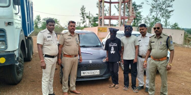 *चौकी निवार पुलिस की बड़ी कार्रवाई*  *हाईवे पर चाकू से जानलेवा हमला करने वाले दो आरोपी गिरफ्तार, भेजे गए जेल*