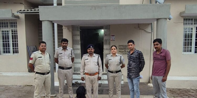बड़वारा पुलिस की बड़ी कार्रवाई, 60 लीटर अवैध महुआ शराब सहित एक आरोपी गिरफ्तार