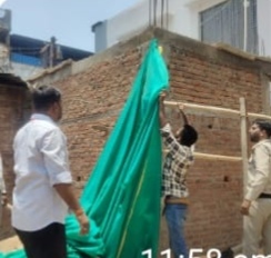 *नसरवन के बाड़ा में चल रहे अवैध निर्माण पर नगर निगम ने लिया संज्ञान; काम रुकवाया, सामग्री जब्त*