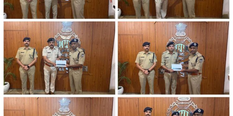 🔥 कटनी पुलिस हुई हाईटेक! अब टैबलेट से होगी जांच, अपराधियों की खैर नहीं 🚨 220 स्मार्ट टैबलेट से लैस हुए कटनी के विवेचना अधिकारी, ई-विवेचना से केस होंगे तेजी से हल