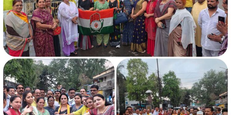 कटनी में महिला कांग्रेस का जोरदार प्रदर्शन चुनाव आयोग प्रमुख का पुतला दहन