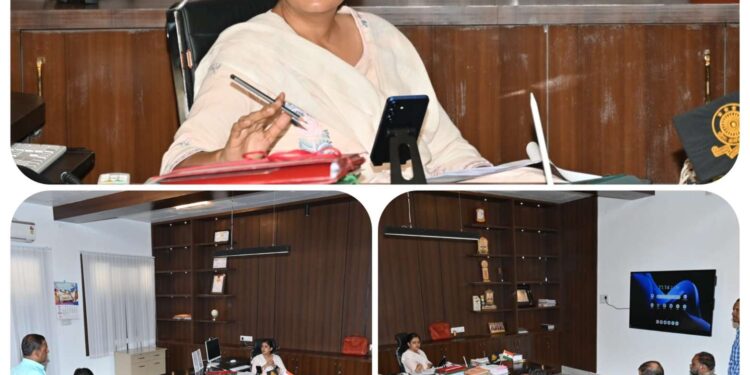 कटनी में मानसून की तैयारी तेज, निगमायुक्त ने ली जल निकासी व्यवस्थाओं की समीक्षा