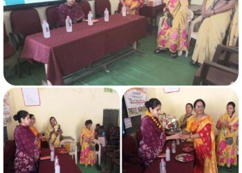 स्कूल चलें अभियान”  के अंतर्गत जिला पंचायत सीईओ ने माध्यमिक शाला बरगवां पहुंचकर छात्र-छात्राओं से किया आत्मीय संवाद