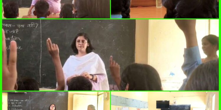 *“लक्ष्य तय करें, मेहनत करें और आगे बढ़ें” : निगमायुक्त तपस्या परिहार बनीं प्रेरक, विद्यार्थियों को दिया सफलता का मंत्र*  *‘स्कूल चलें हम’ अभियान के तहत खिरहनी स्कूल पहुंचकर किया विद्यार्थियों का मार्गदर्शन, शिक्षा के साथ खेल और स्वच्छता का भी दिया संदेश*