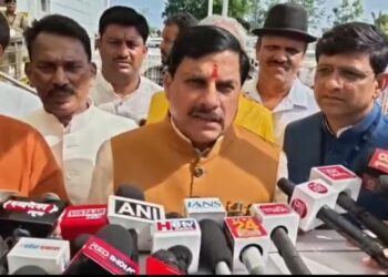 राष्ट्रपति द्रौपदी मुर्मू MP दौरे पर | CM मोहन यादव ने किया भव्य स्वागत