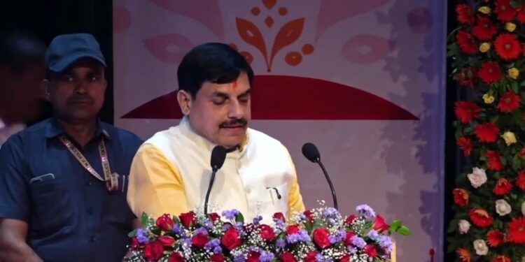 मुख्यमंत्री डॉ. मोहन यादव के मुख्य आतिथ्य में जबलपुर में वीरांगना रानी दुर्गावती के बलिदान दिवस के अवसर पर आयोजित कार्यक्रम*