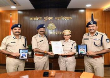 MP Police की इंस्पेक्टर दीपिका गौतम ने फतह किया Mount Kilimanjaro DGP कैलाश मकवाणा ने दी बधाई
