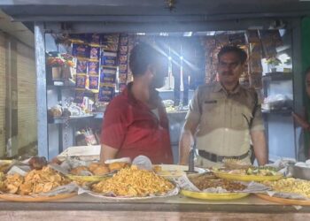 अवैध रूप से शराब सेवन कराने पर आबकारी विभाग की कार्रवाई, आबकारी अधिनियम के 5 प्रकरण दर्ज