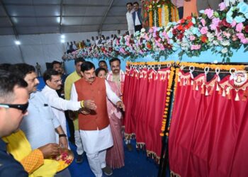 विद्यार्थी निजी विद्यालयों से निकलकर शासकीय सांदीपनि विद्यालयों में प्रवेश ले रहे हैं : मुख्यमंत्री डॉ. यादव