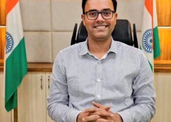 कलेक्टर श्री तिवारी ने खाद्य विभाग में किया कार्य विभाजन, अधिकारियों को सौंपी नई जिम्मेदारियां