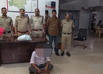 💥 *अवैध गांजा तस्कर को कुठला पुलिस ने धर दबोचा* 💥