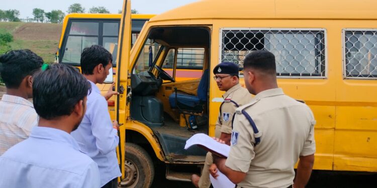 *जिला पांढुर्णा में हेलमेट अनिवार्यता पर विशेष अभियान, 8 जुलाई से 17 जुलाई 2026 तक चलेंगी सख्त कार्यवाहीं*