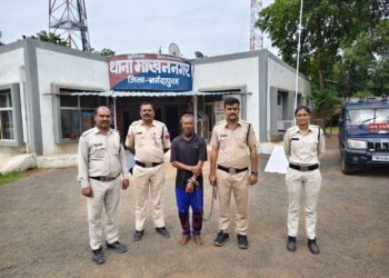 हजरत गौरी शाह दरगाह में तोडफोड करने वाला आरोपी गिरफ्तार,शराब के लिये चोरी और तोड़फोड़ का हुआ खुलासा… वीडियो