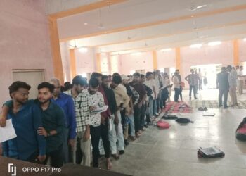 *ढीमरखेड़ा में रोजगार शिविर आयोजित, 48 युवाओं को मौके पर मिला जॉइनिंग लेटर*