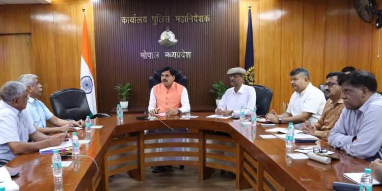 CM मोहन यादव ने MP पुलिस की जमकर तारीफ | बोले- देश की सर्वश्रेष्ठ बने मध्यप्रदेश पुलिस