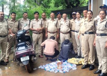अवैध शराब विक्रय के लिए चर्चित बालागंज क्षेत्र में छापामार कार्यवाही से मचा हड़कंप,3 मामले दर्ज कर पकड़ा जखीरा..!