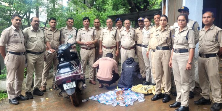 अवैध शराब विक्रय के लिए चर्चित बालागंज क्षेत्र में छापामार कार्यवाही से मचा हड़कंप,3 मामले दर्ज कर पकड़ा जखीरा..!