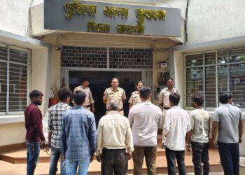 💥 फरार आरोपियो व जुआरियों पर कुठला पुलिस का प्रहार* 💥