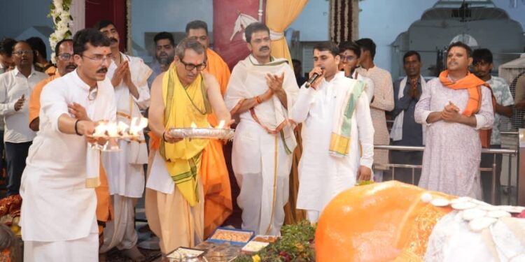 *गुरु पूर्णिमा पर जामसांवली धाम में उमड़ा आस्था का महाकुंभ, ढाई लाख श्रद्धालुओं ने चमत्कारिक हनुमान जी महाराज के चरणों में नवाया शीश*