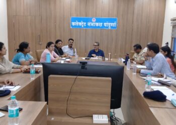 *स्वतंत्रता दिवस समारोह-2026 की तैयारियों को लेकर जिला स्तरीय बैठक सम्पन्न*  *समारोह को गरिमामय, भव्य एवं सुव्यवस्थित बनाने विभागवार जिम्मेदारियां निर्धारित*  *सभी व्यवस्थाएं समय-सीमा में पूर्ण करने तथा राष्ट्रीय ध्वज संहिता का पालन सुनिश्चित करने के निर्देश*