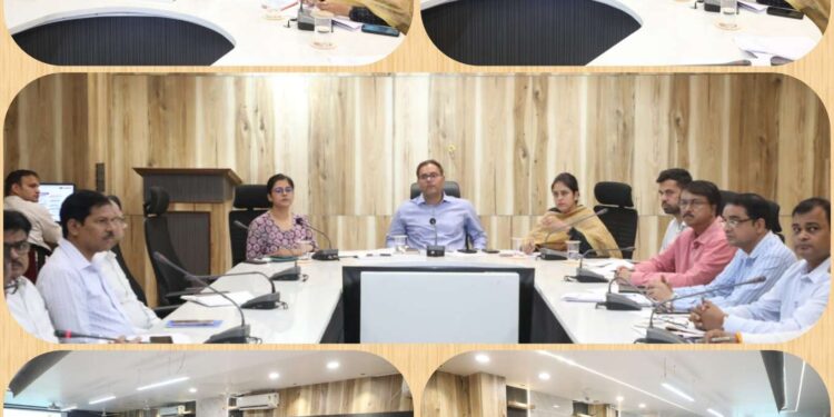 कलेक्टर तिवारी का सख्त आदेश! कचरा नियम तोड़े तो लगेगा भारी जुर्माना