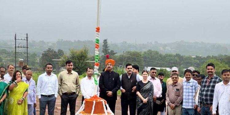 स्वतंत्रता दिवस पर संयुक्त तहसील भवन में एसडीएम ने किया ध्वजारोहण