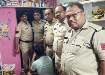 अवैध मदिरा के विरुद्ध आबकारी विभाग की कार्रवाई