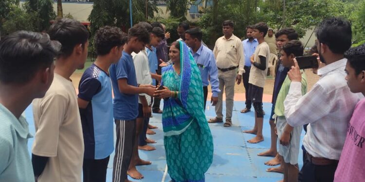 ढीमरखेड़ा ब्लॉक स्तरीय कबड्डी प्रतियोगिता 2026 | अंडर-14, 17 और 19 में खिलाड़ियों का दमदार प्रदर्शन
