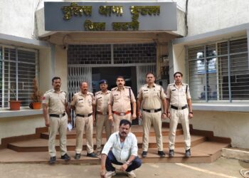 💥 *इन्द्रानगर में चाकूबाजी का फरार खूंखार अपराधी मनीष जायसवाल कुठला पुलिस की गिरफ्त में* 💥