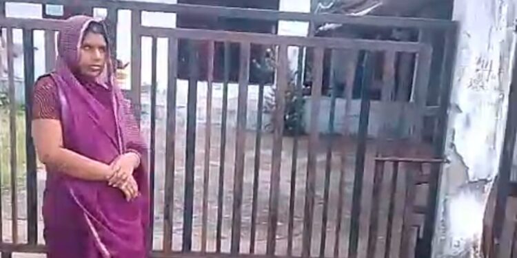 विधवा महिला के जेठ ने घर पर किया जबरन कब्जा, पुलिस अधीक्षक तक पहुंचा मामला,दर्ज हुई FIR… !