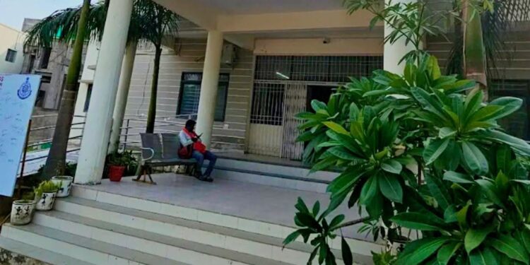 शराब के नशे में वाहन चलाने वालों पर देहात थाना प्रभारी की प्रभावी कार्यवाही,न्यायालय ने शराब के नशे में वाहन चलाने वाले युवकों पर 30 हजार से ज्यादा का लगाया जुर्माना…!