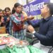स्कूली छात्राओं ने नन्हें हाथों से कलेक्टर की कलाई पर बंधा रक्षा सूत्र,राखी बांधते ही खिल उठे नन्ही बहनों के चेहरे,मनाया अनूठा रक्षाबंधन..!