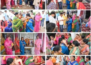 *जवाहर लाल नेहरू वार्ड में 45.62 लाख की लागत से मुक्ति धाम का होगा विकास*  *बाउंड्रीवाल, मृत संस्कार शेड एवं आवश्यक मरम्मत कार्य का महापौर,क्षेत्रीय पार्षद सहित जनप्रतिनिधियों एवं क्षेत्रवासियों की मौजूदगी में संपन्न हुआ भूमिपूजन*
