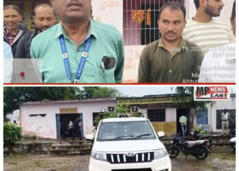 खबर का असर पन्ना के बोरी स्कूल की जर्जर हालत दिखाने के बाद आज प्रशासन हरकत में आया।