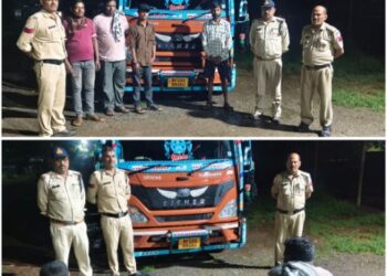 थाना प्रभारी निरीक्षक अखलेश दाहिया के नेतृत्व में बकरा बकरी को कूरतापूर्वक भरकर अवैध रूप से परिवहन करते चार व्यक्तियो को पकड़ने एवं ट्रक जप्त करने में सफलता प्राप्त की