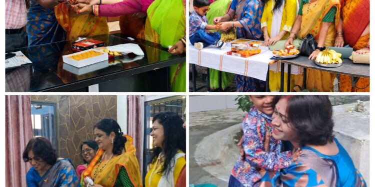 * मासूम बच्चे राखी बंधवाकर और नये कपड़े, और मिठाई के साथ उपहार पाकर खुशी से उछल पड़े