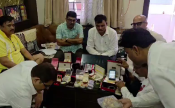 इंदौर नगर निगम में लोकायुक्त का छापा आय से अधिक संपत्ति का खुलासा देखे VIDEO