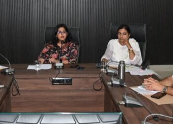 निगमायुक्त सुश्री परिहार ने ऑनलाइन राजस्व सेवाओं को समयबद्ध बनाने दिए निर्देश