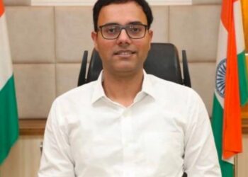 कलेक्‍टर श्री तिवारी ने जन्माष्टमी पर्व पर कानून एवं शांति व्यवस्था के लिए अधिकारियों को दिये निर्देश
