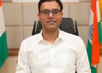 स्कूली वाहनों की सुरक्षा व्यवस्था में लापरवाही पर होगी कार्रवाई