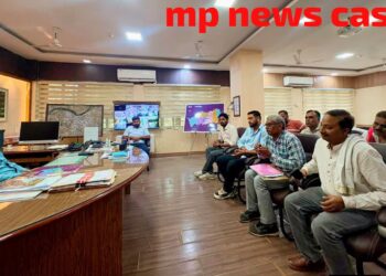 सड़क निर्माण की मांग को लेकर नानपा ग्रामवासियों ने कलेक्टर सोमेश मिश्रा के आश्वासन पर देर रात धरना किया समाप्त…!वीडियो