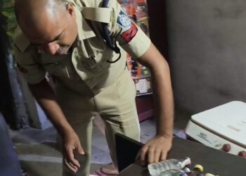 अवैध शराब के 03 ठिकानो पर रीठी पुलिस की दबिश अवैध शराब जप्त आबकारी एक्ट के तहत प्रकरण दर्ज,,
