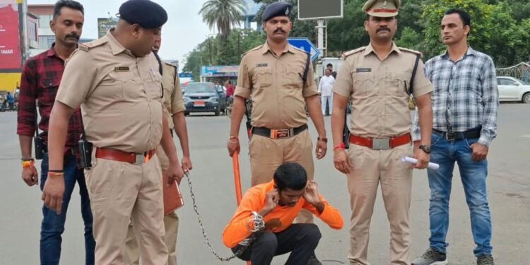 *दो माह जेल में रहकर जेल से रिहा होते ही आरोपी ने चुराई थाना देहात क्षेत्र से दो मोटर साईकले देहात थाना पुलिस ने की देहात पुलिस ने की दोनो मोटर साईकले जप्त*