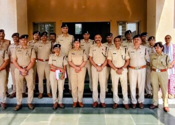 *छोटे से गांव की बेटी अब अंतरराष्ट्रीय मंच पर करेगी भारत का प्रतिनिधित्व* *रक्षित निरीक्षक श्रीमती अनीता सिवडे को भावभीनी विदाई*