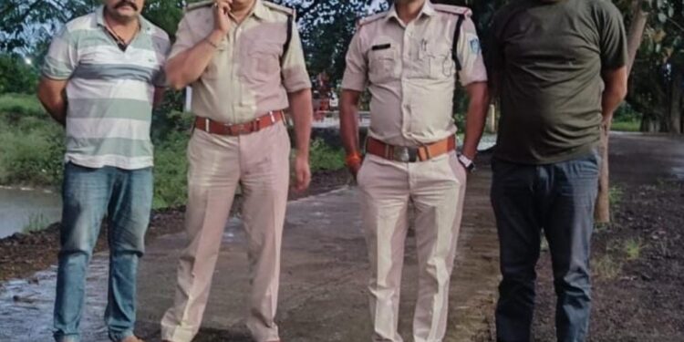 *चौकी सावरी थाना लावाघोघरी पुलिस टीम को मिली बड़ी सफलता..नाबालिग गुमशुदा बालिका को दस्तयाब कर परिजनो से मिलाकर लौटाई खुशियाँ‼️*