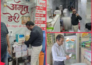 कलेक्‍टर श्री तिवारी के निर्देश पर खाद्य सुरक्षा विभाग की कार्रवाई, अमृत डेयरी,महाकाल डेयरी,जायसवाल डेयरियों से लिए दूध, पनीर, घी और दही के नमूने
