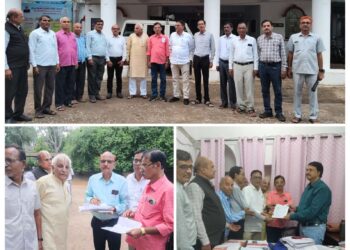 चतुर्थ क्रमोन्नत वेतनमान प्राप्त न होने से शिक्षकों में बढ़ रहा आक्रोश* *पेंशनर एसोसिएशन ने सौंपा ज्ञापन*